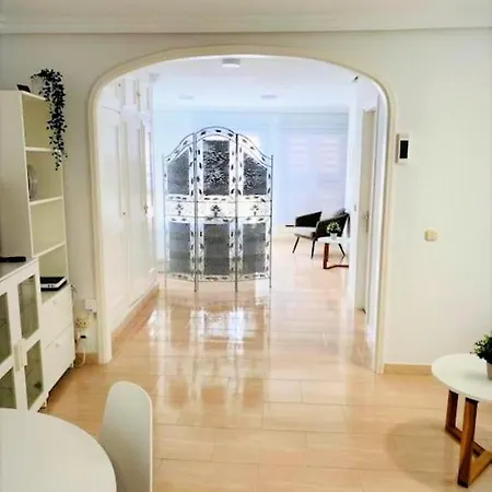 Lejlighed Precioso Y Amplio Estudio En